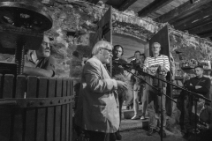 020-Ča-u-konobi-Konoba-Bratanić