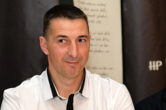 Predstavljeni "Korijeni" Mikija Bratanića