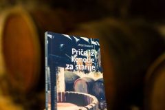 Price-iz-konobe-za-starije-13